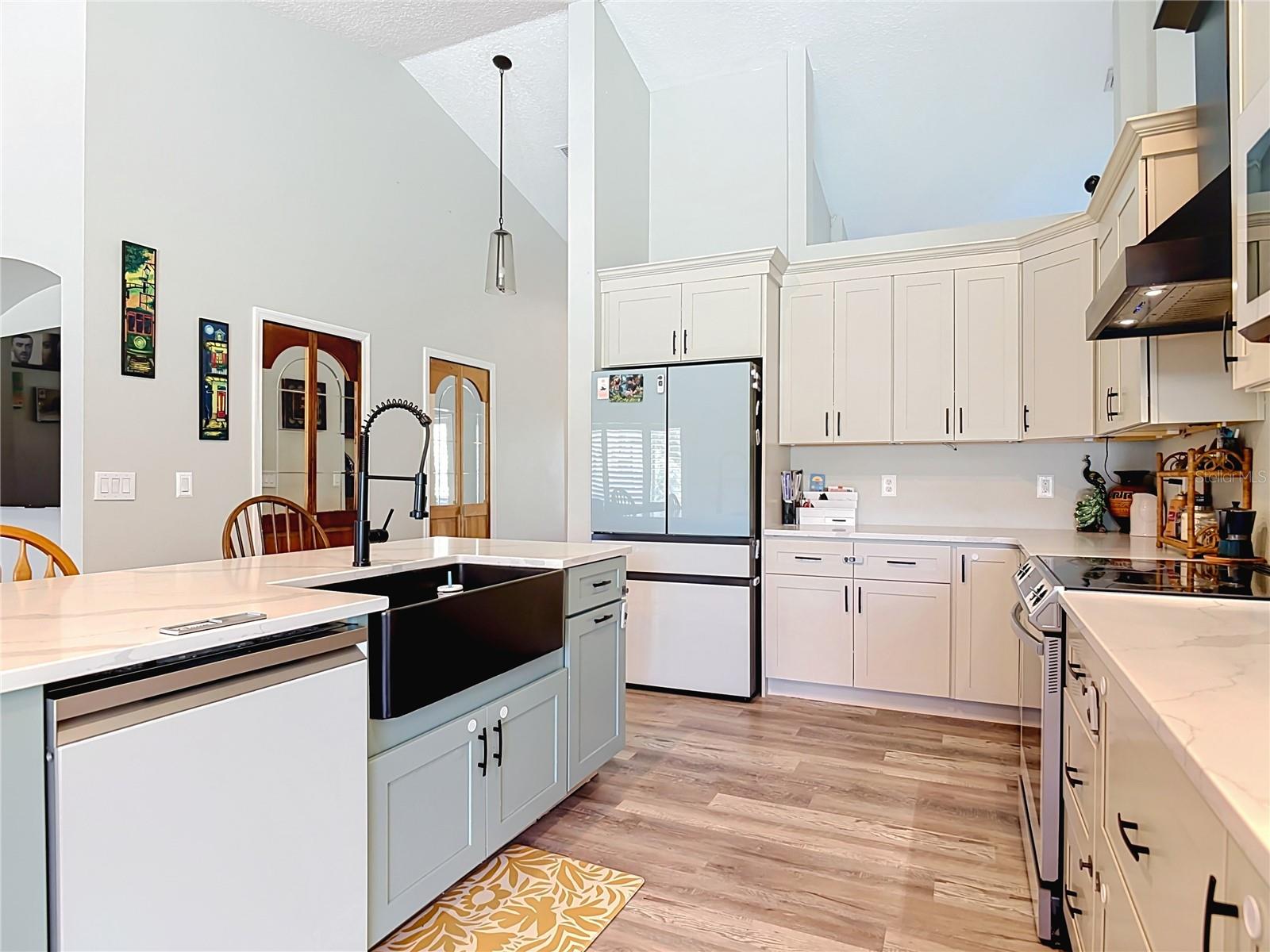 LEXINGTON TRLS - Residential