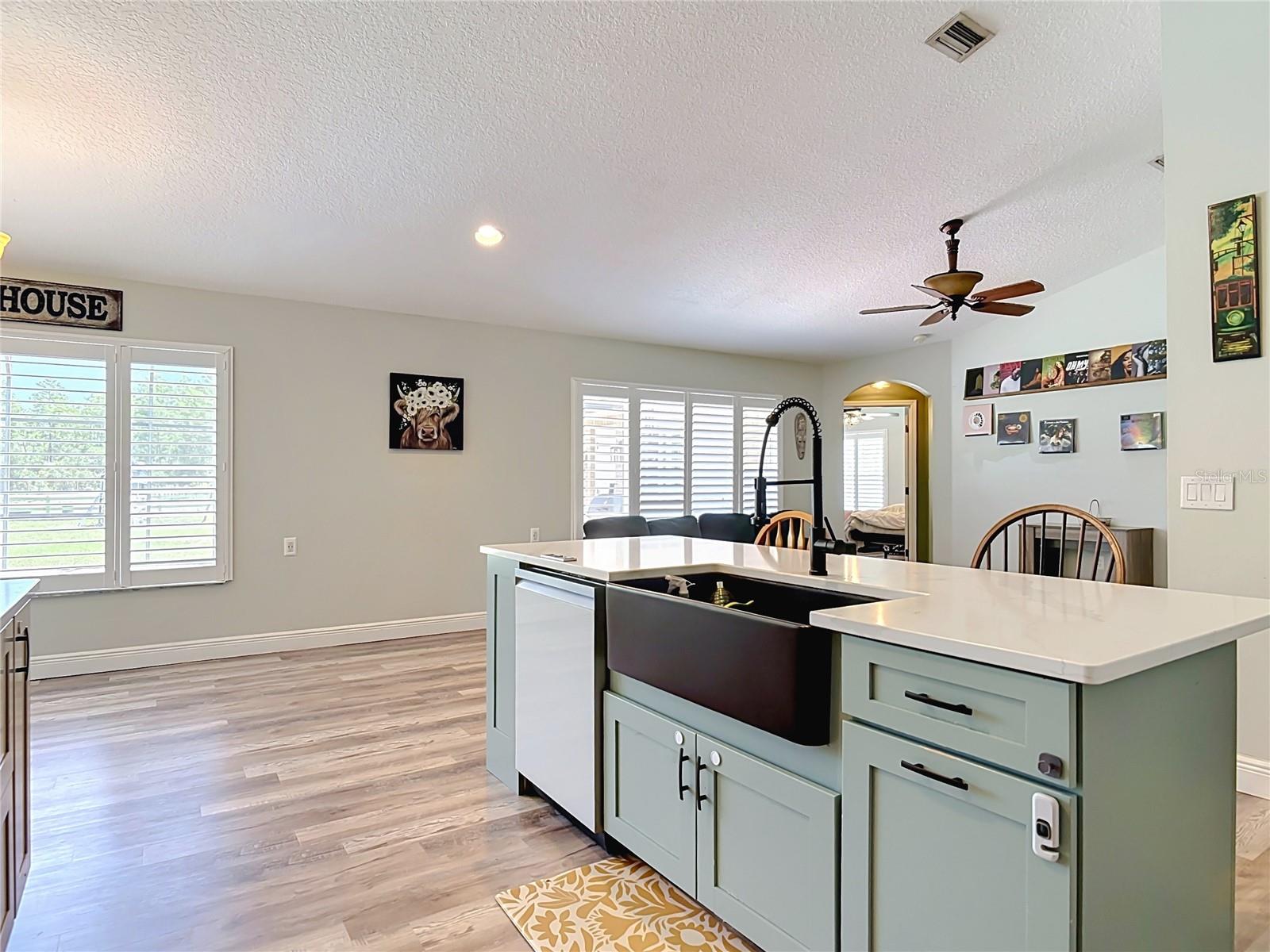 LEXINGTON TRLS - Residential