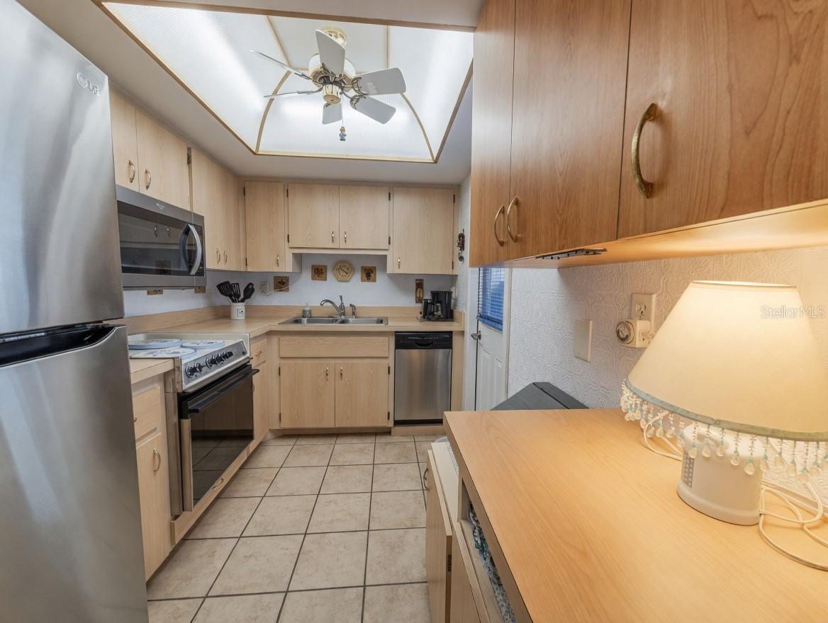 PARKWAY VILLAS - Residential
