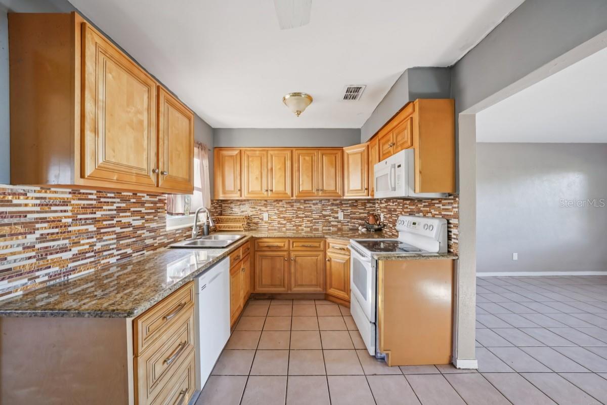 HILLDALE HEIGHTS OF BRANDON - Residential