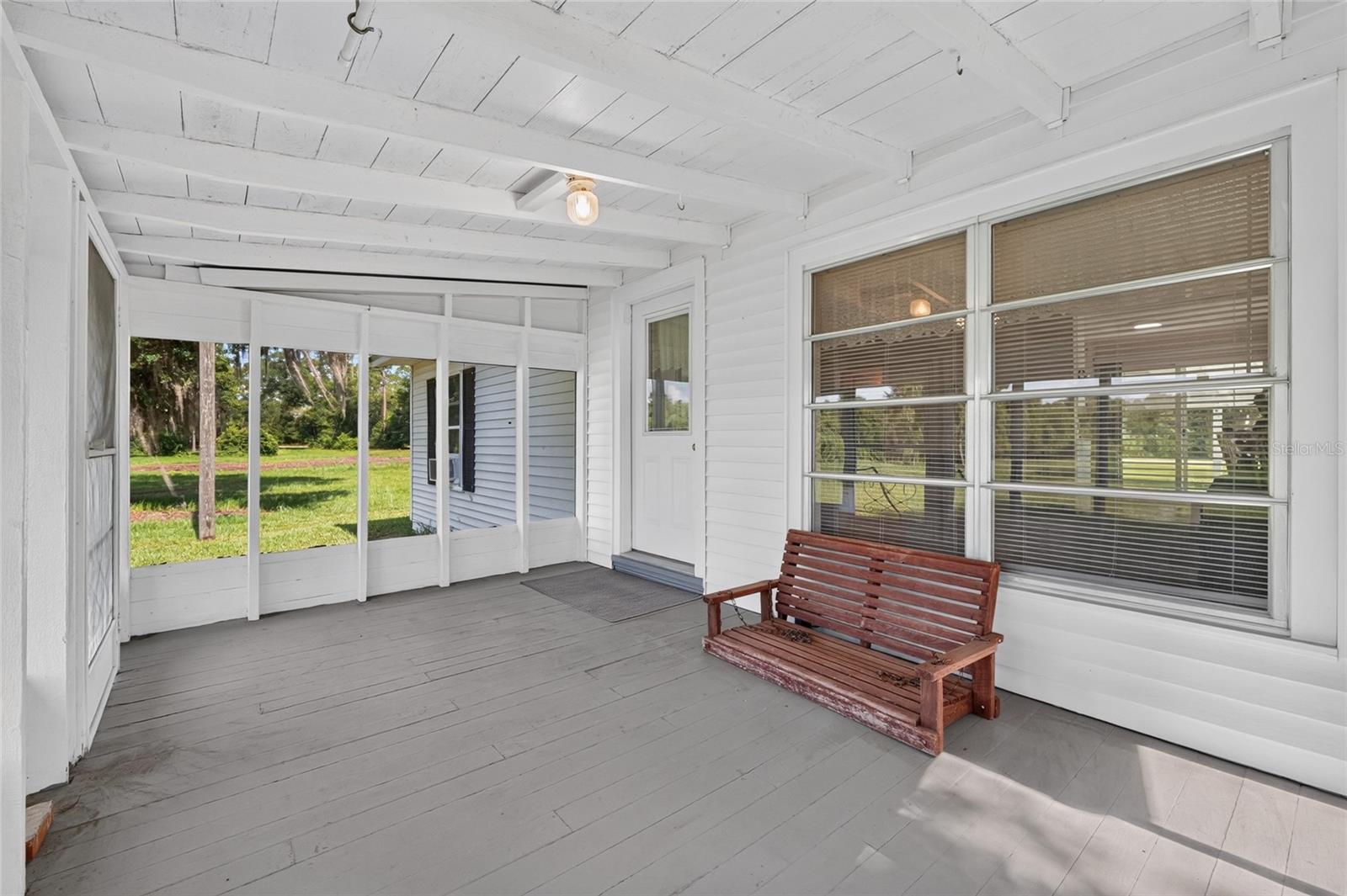 GRANDIN LAKE SHORES - Residential