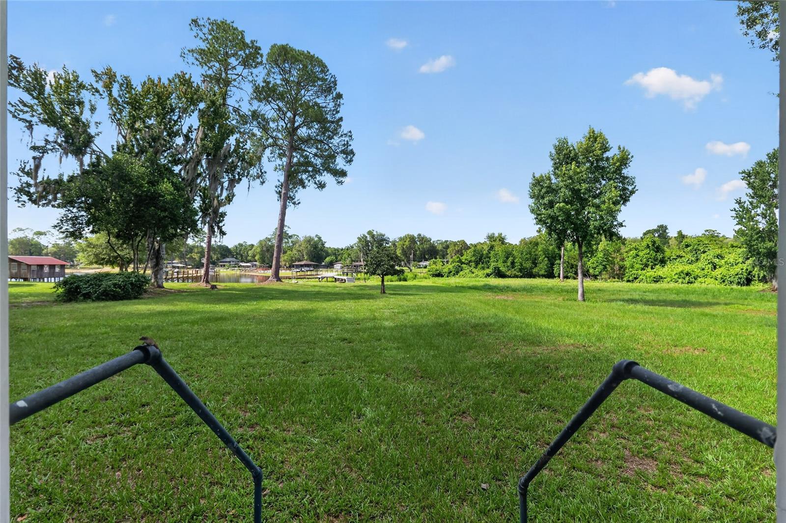 GRANDIN LAKE SHORES - Residential