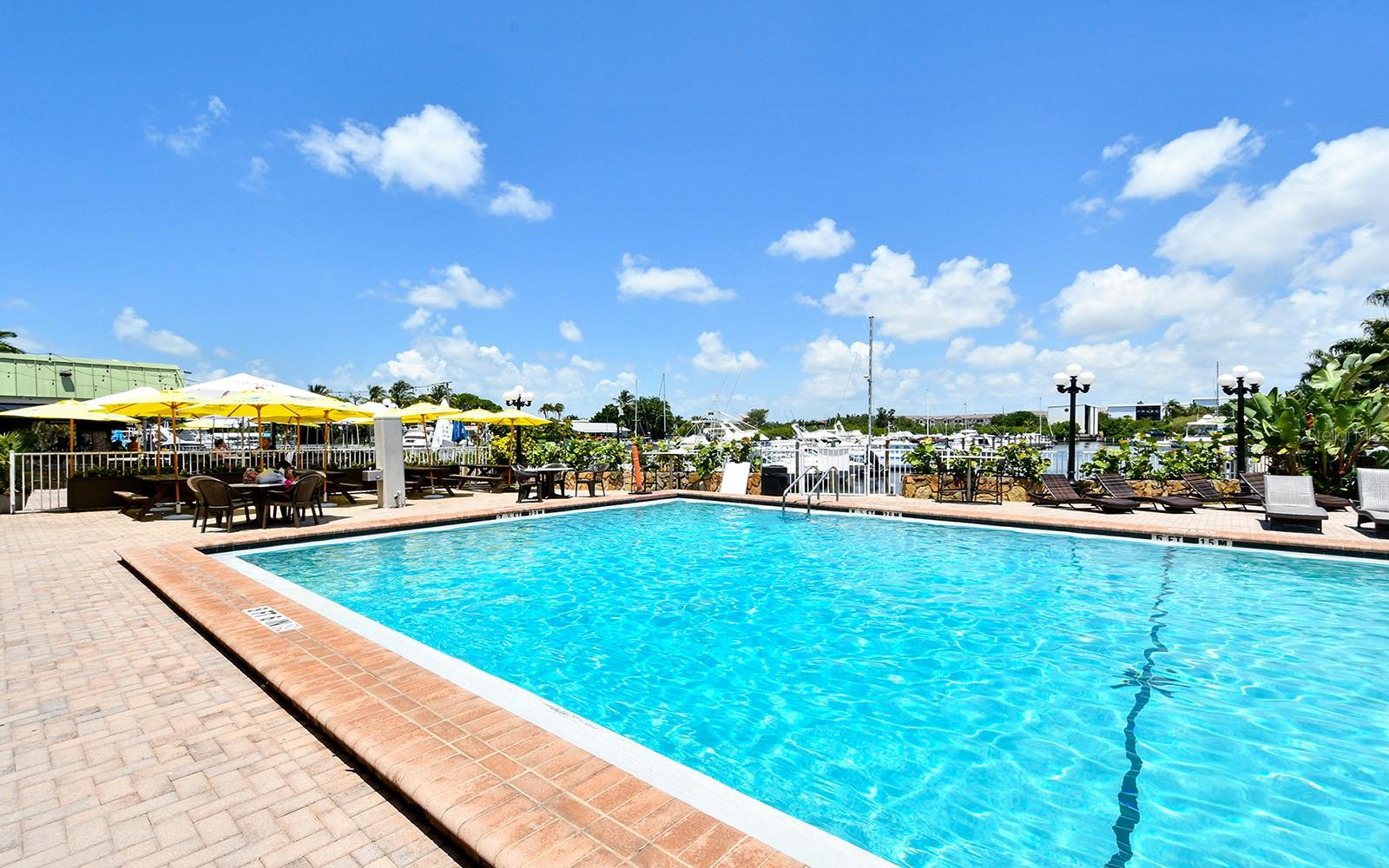 SARASOTA CAY CLUB CONDO - Residential