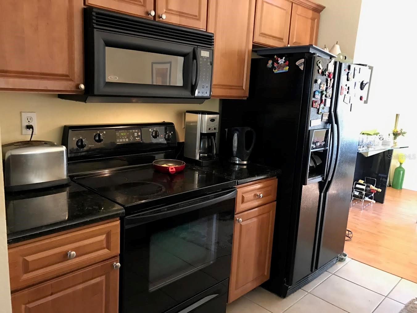CORDOBA AT BEACH PARK A CONDOM - Residential Lease