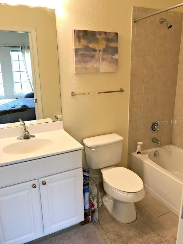 CORDOBA AT BEACH PARK A CONDOM - Residential Lease