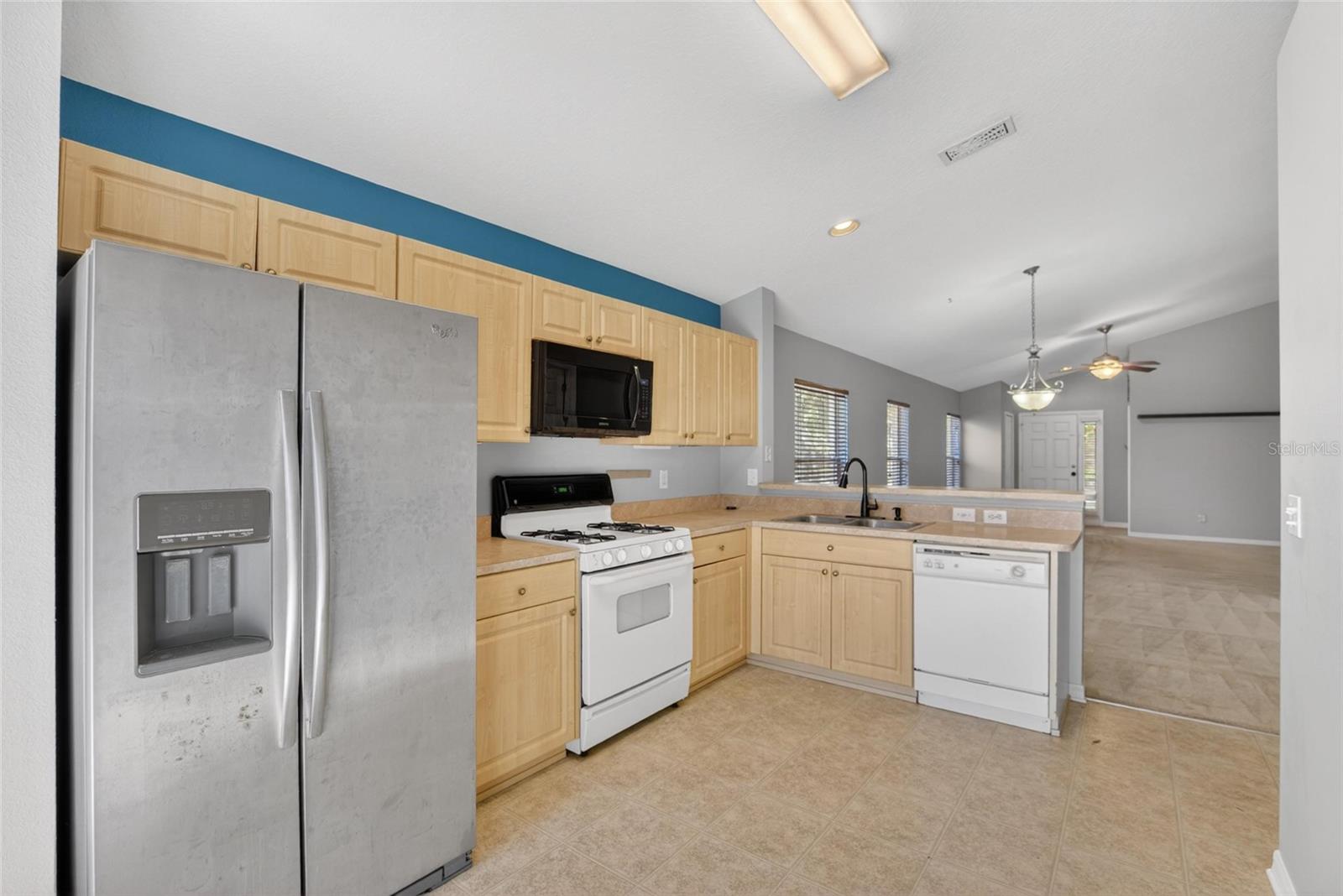 LAKESIDE TR A1 - Residential