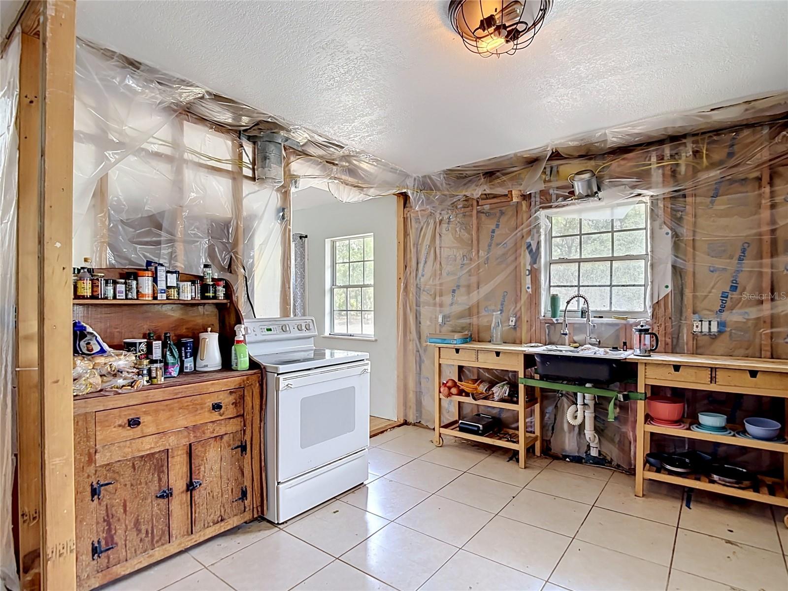 ACREAGE - Residential
