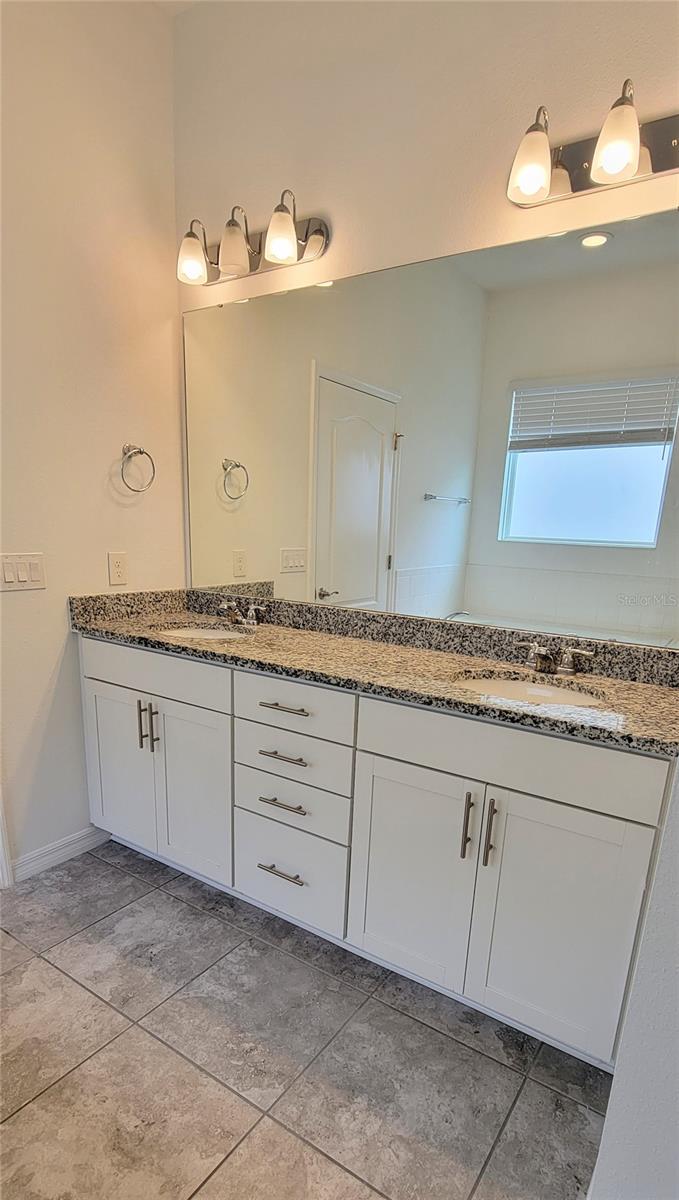 MAGNOLIA AT WESTSIDE - Residential Lease