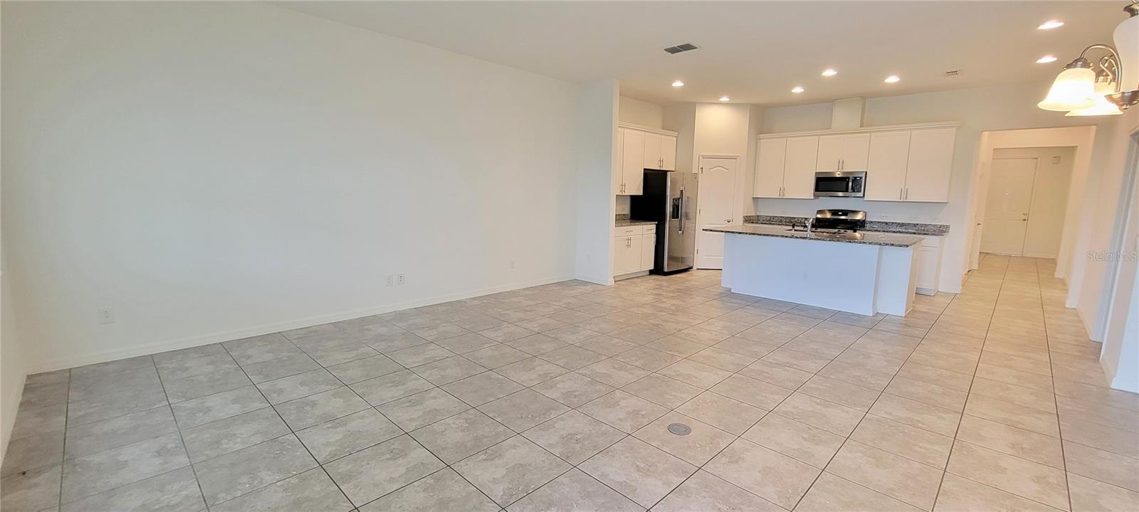 MAGNOLIA AT WESTSIDE - Residential Lease