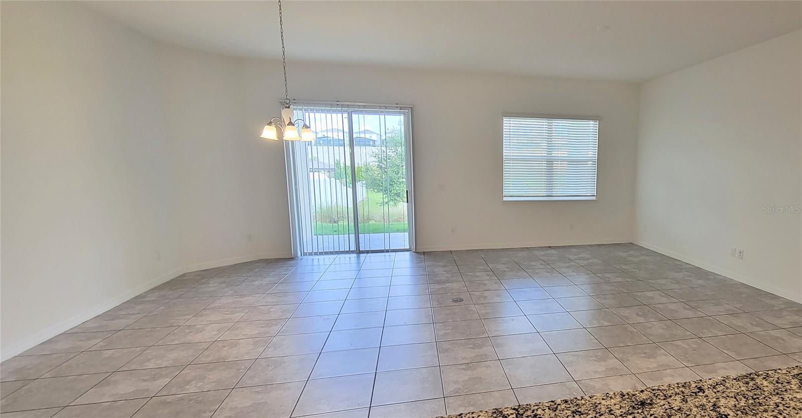 MAGNOLIA AT WESTSIDE - Residential Lease
