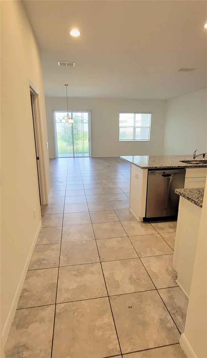 MAGNOLIA AT WESTSIDE - Residential Lease