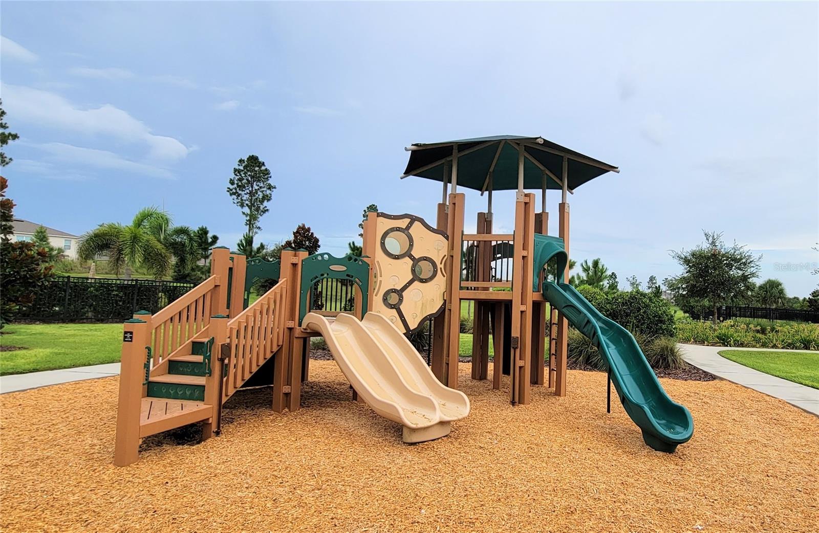 MAGNOLIA AT WESTSIDE - Residential Lease