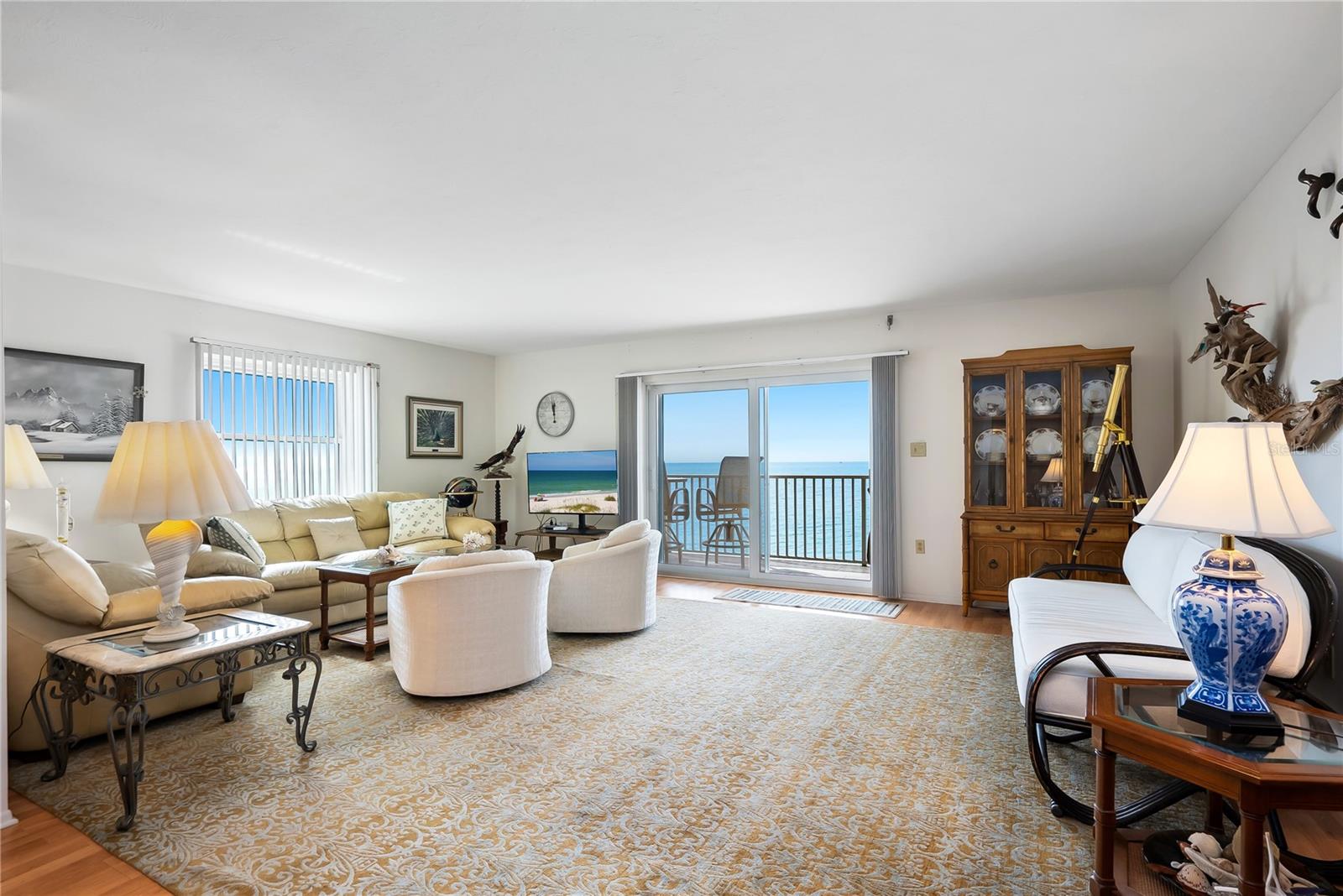 LONGBOAT BEACH HOUSE - Residential