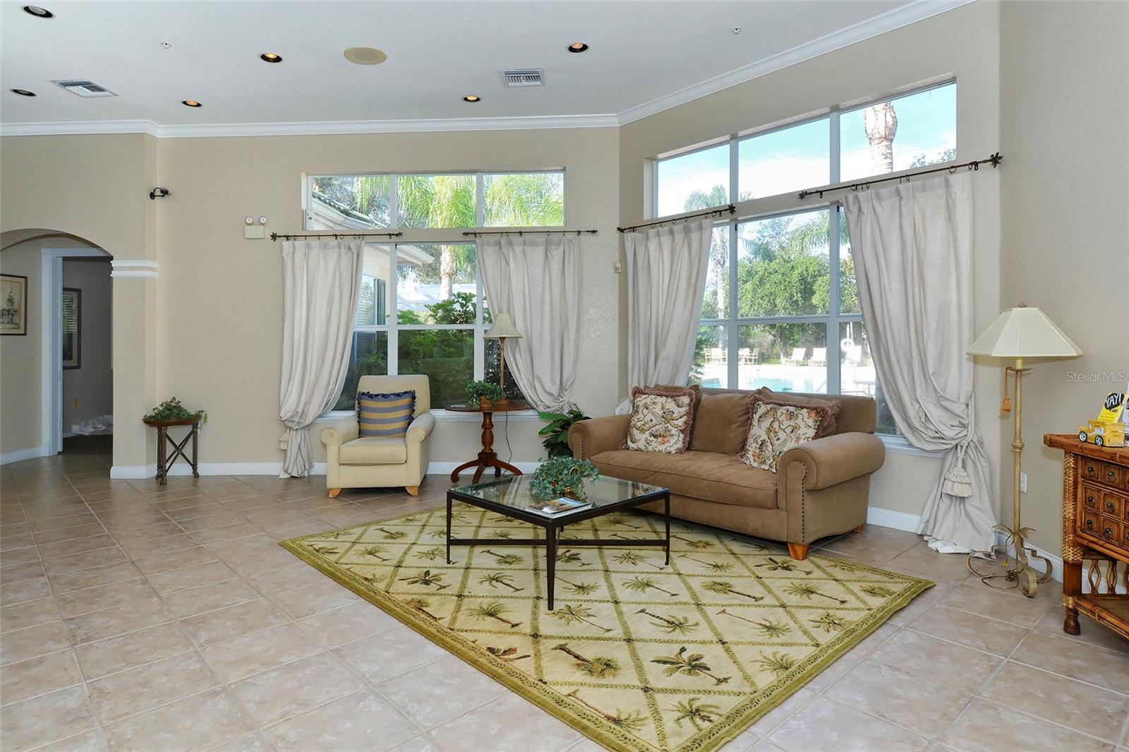 SERENADE ON PALMER RANCH - Residential