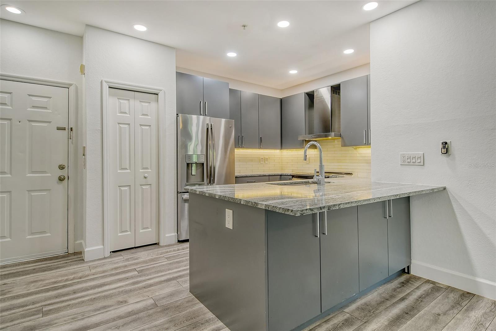 SERENADE ON PALMER RANCH - Residential