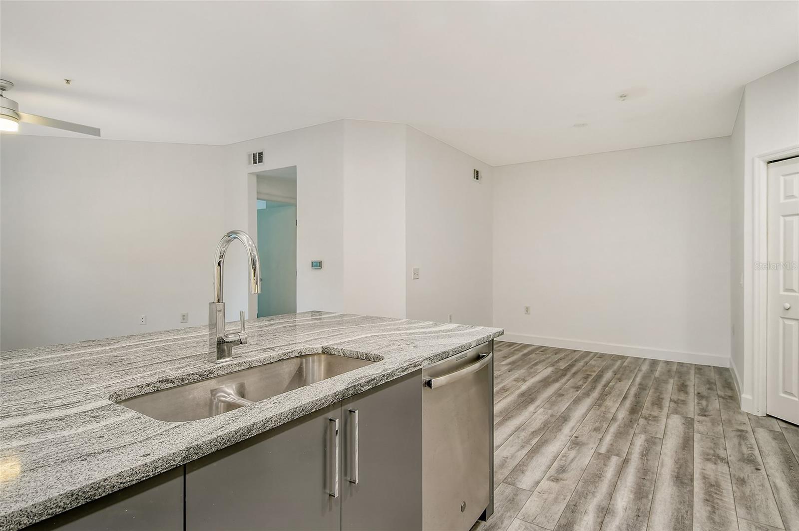 SERENADE ON PALMER RANCH - Residential
