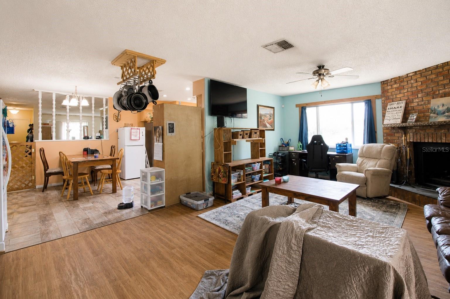 SILVER SPRINGS SHORES UNIT NO 57 - Residential