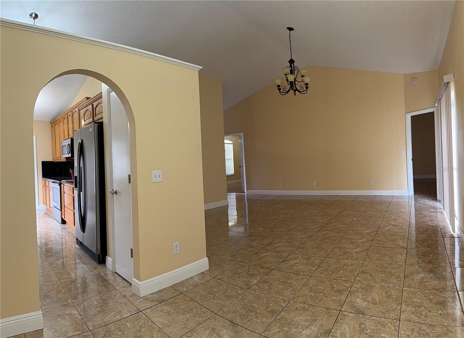RIO PINAR LAKES UNIT 4 - Residential