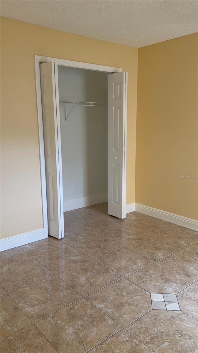 RIO PINAR LAKES UNIT 4 - Residential