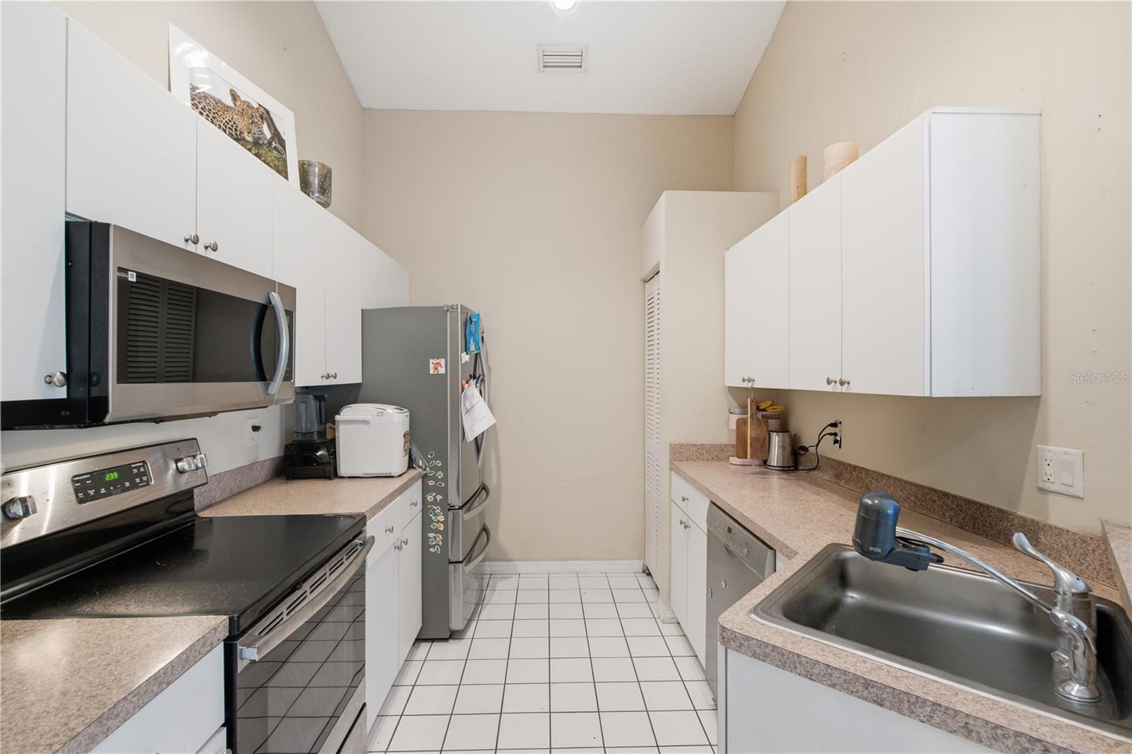 GULF GATE GLEN - Residential