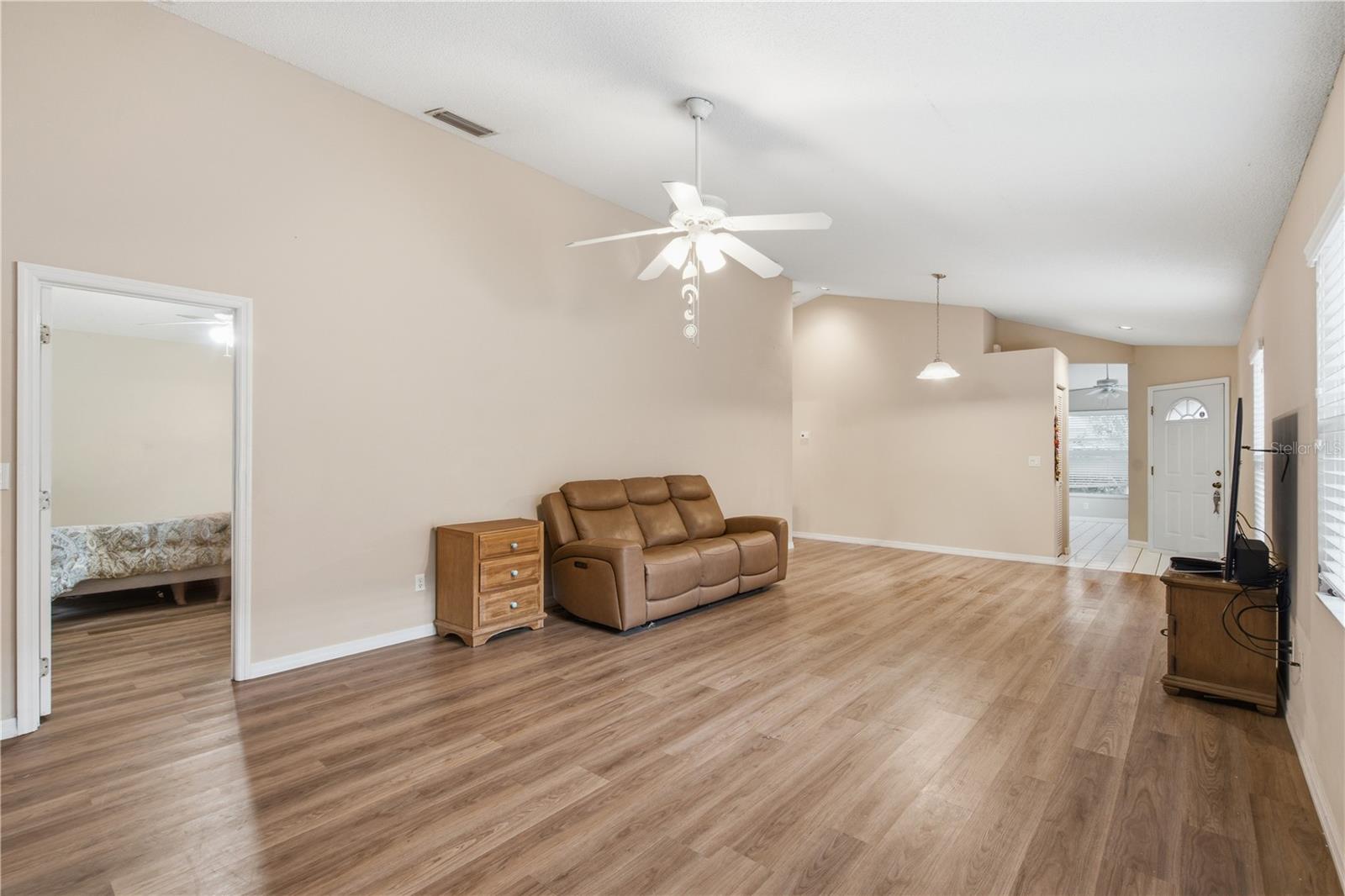GULF GATE GLEN - Residential