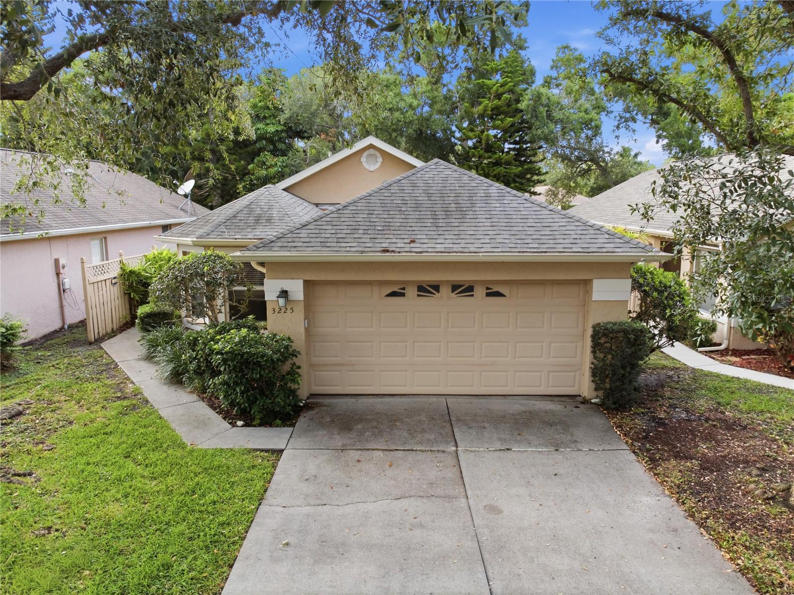 GULF GATE GLEN - Residential