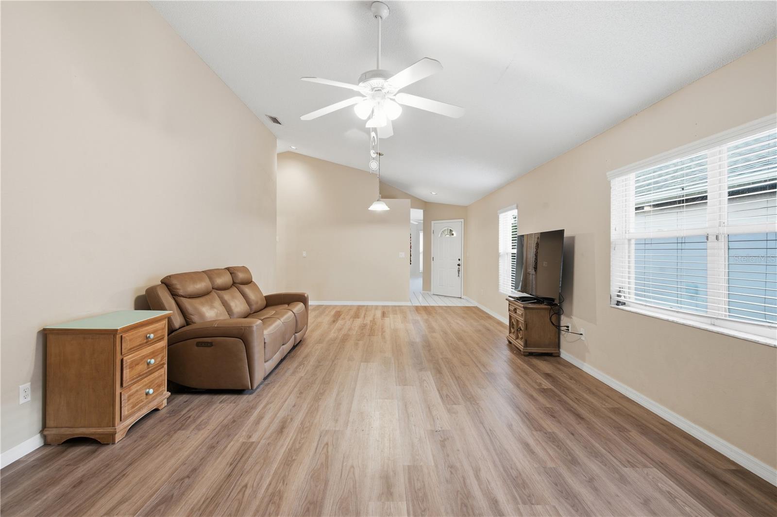 GULF GATE GLEN - Residential