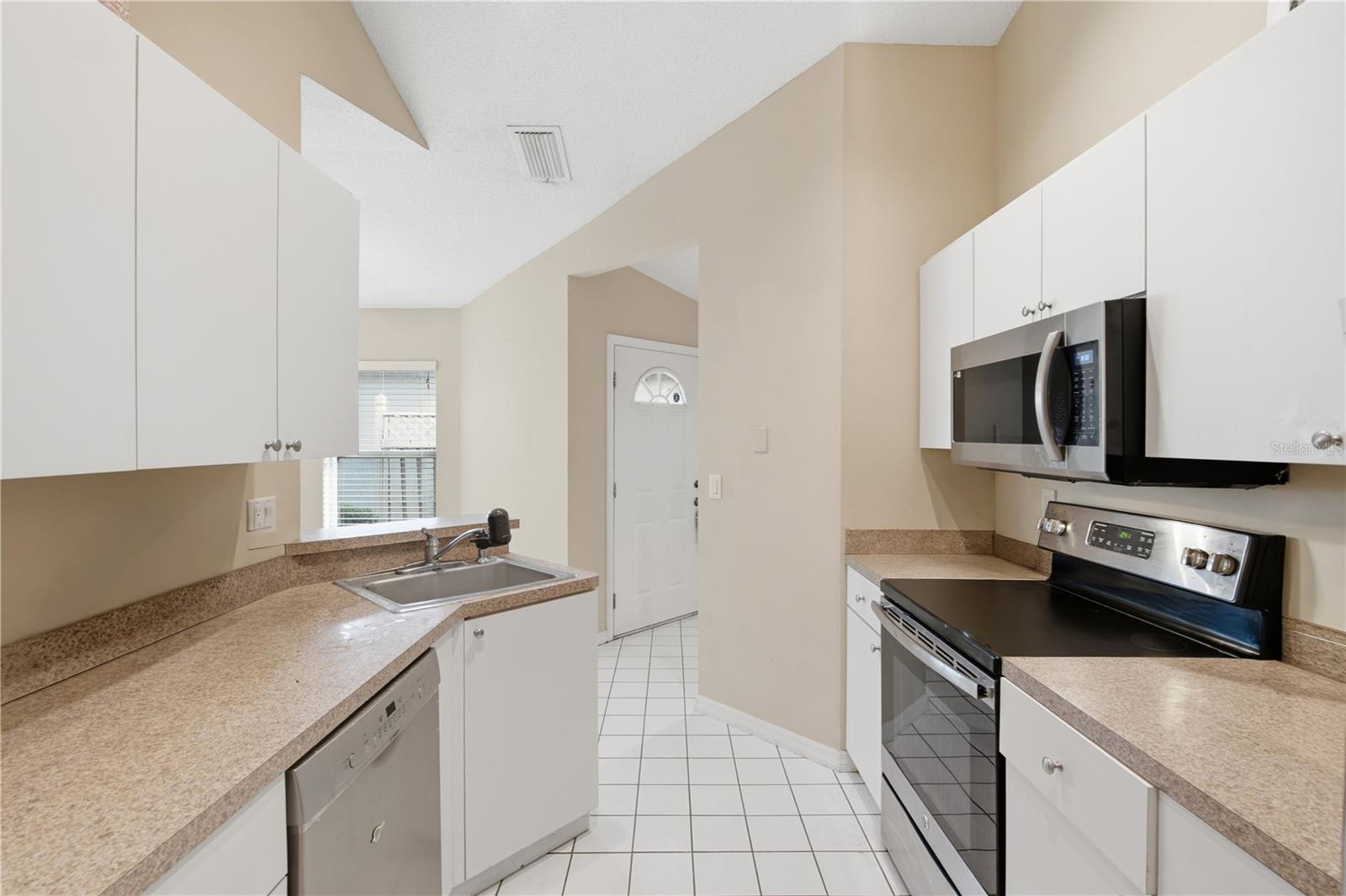 GULF GATE GLEN - Residential