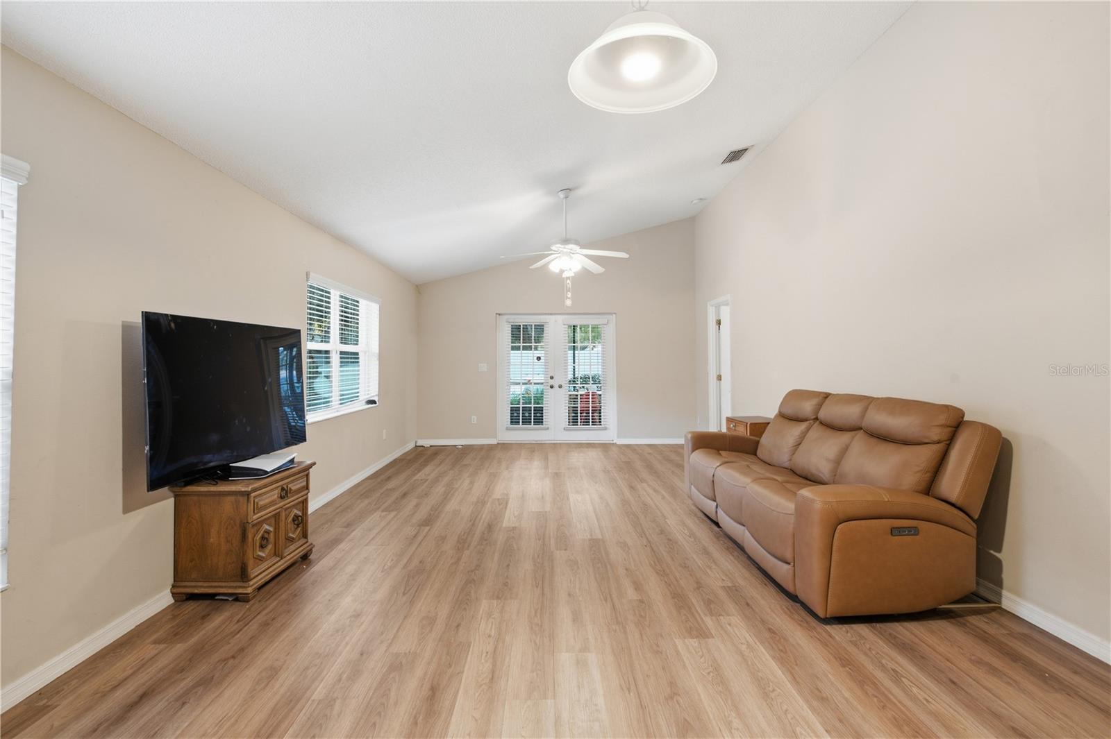 GULF GATE GLEN - Residential