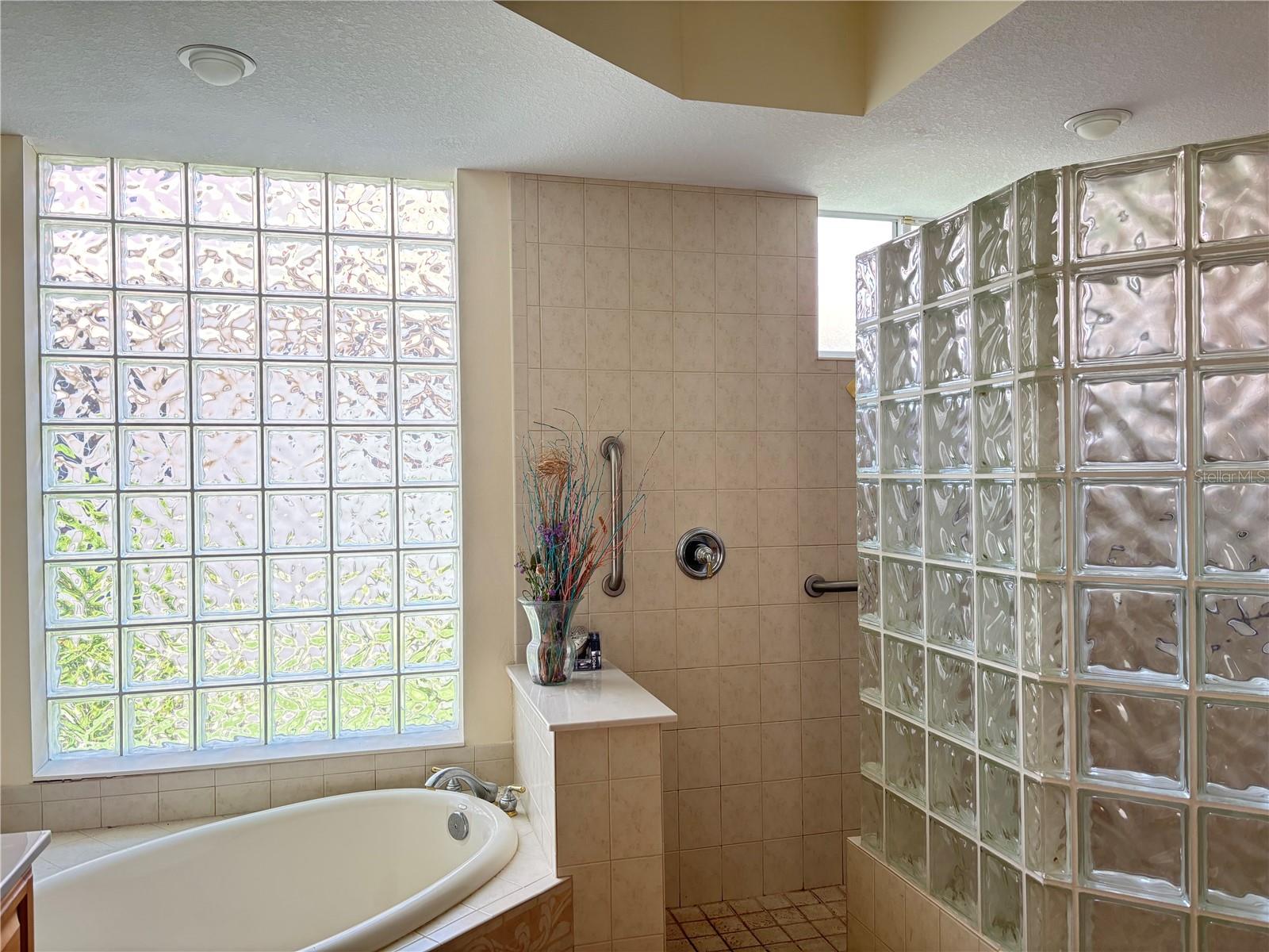 TARA PH III SUBPHASE A - Residential Lease