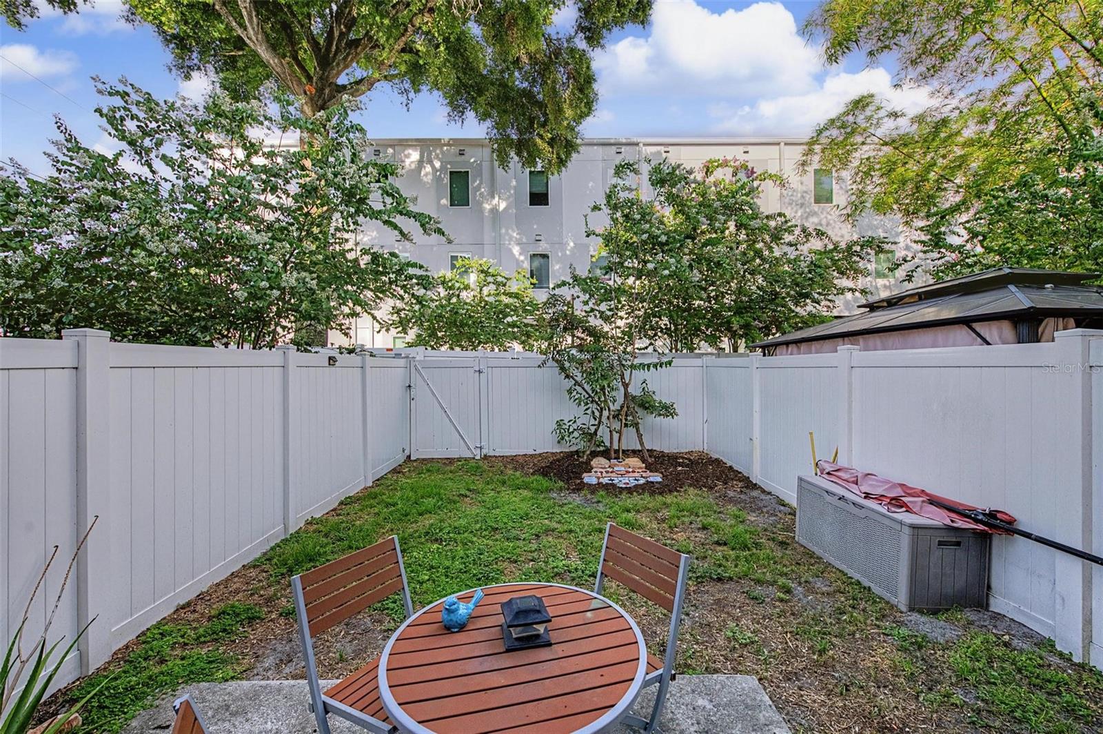 MORGAN STREET TOWNHOMES - Residential