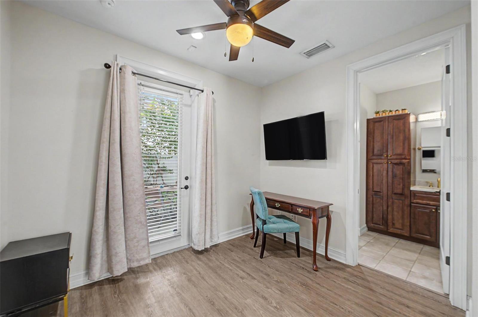 MORGAN STREET TOWNHOMES - Residential