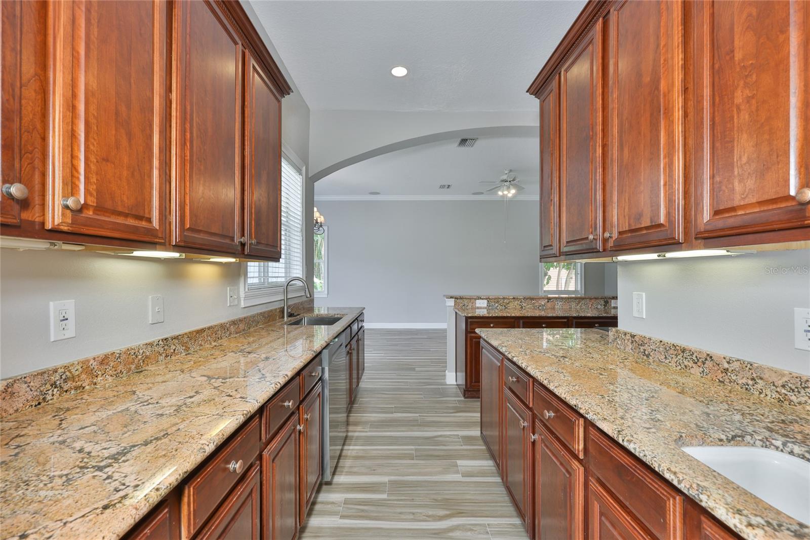 HEMINGWAY ESTATES PH 1-A - Residential Lease