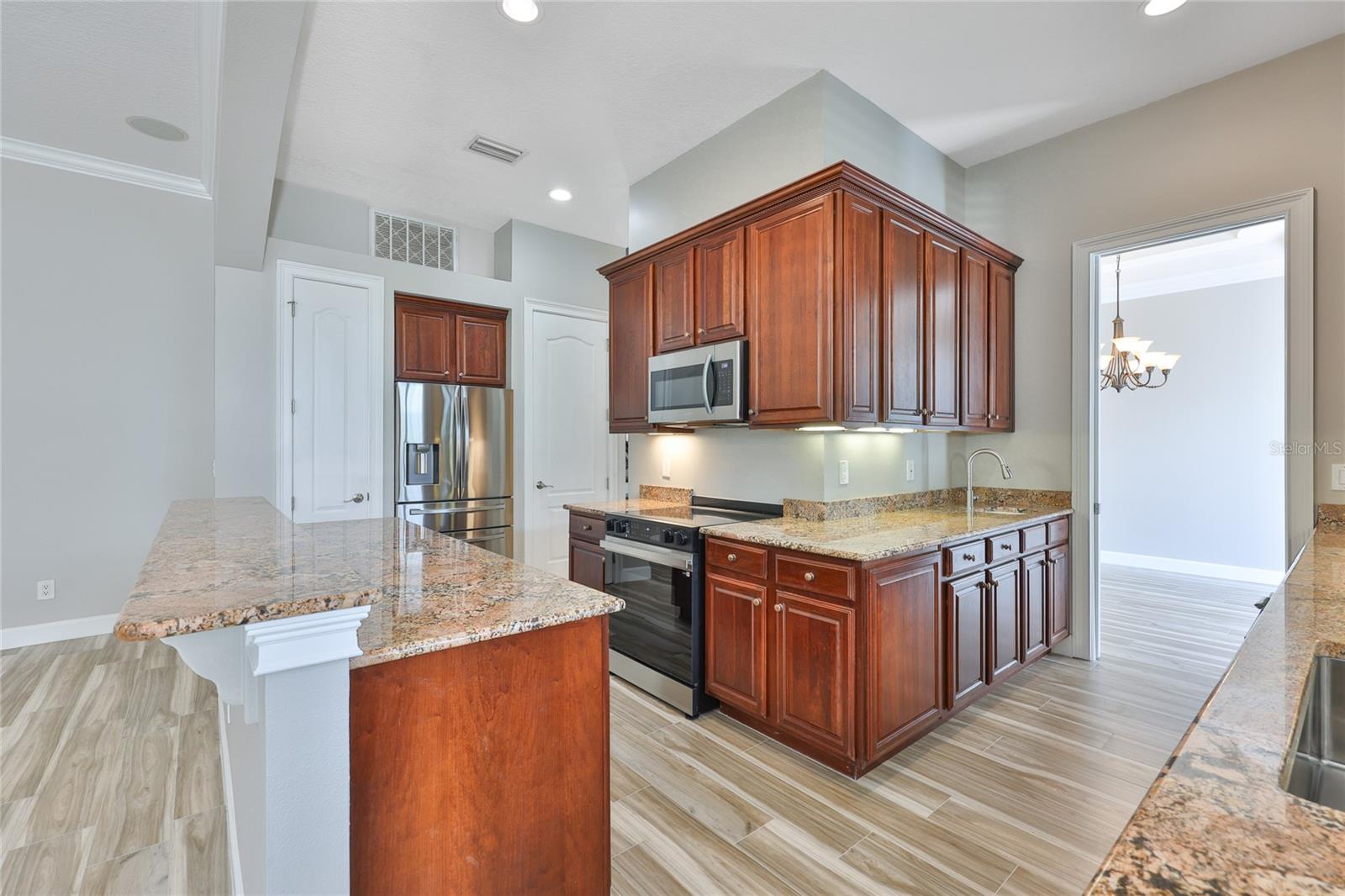 HEMINGWAY ESTATES PH 1-A - Residential Lease
