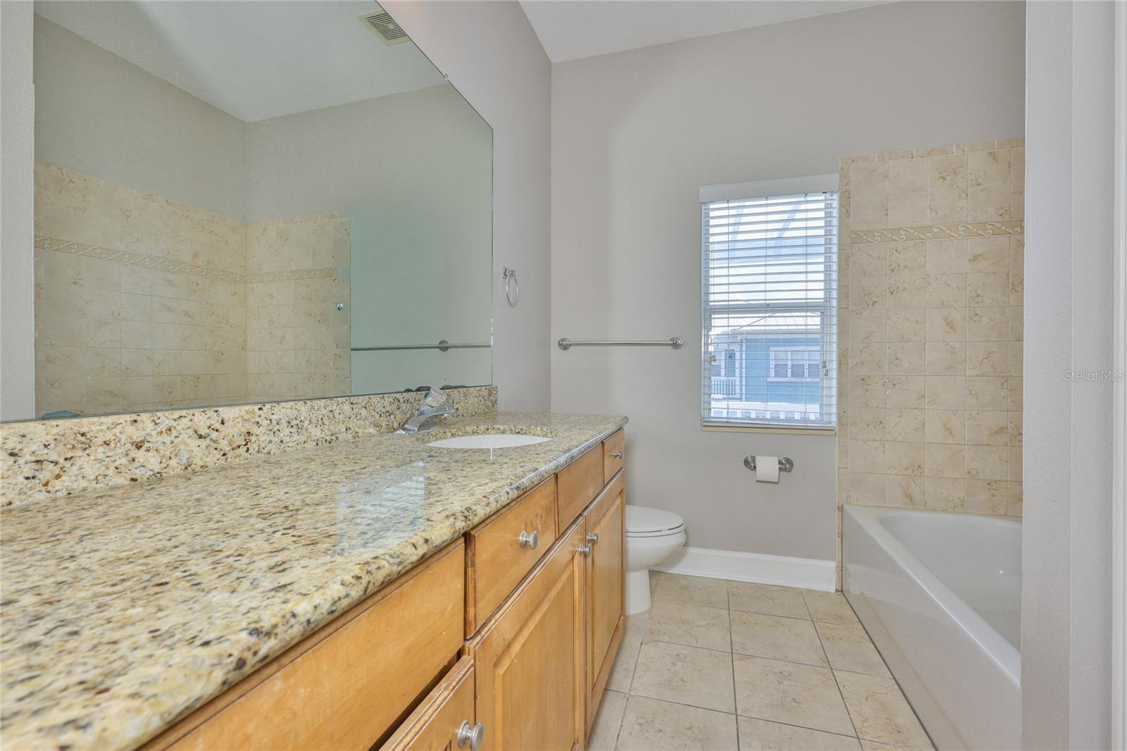 HEMINGWAY ESTATES PH 1-A - Residential Lease