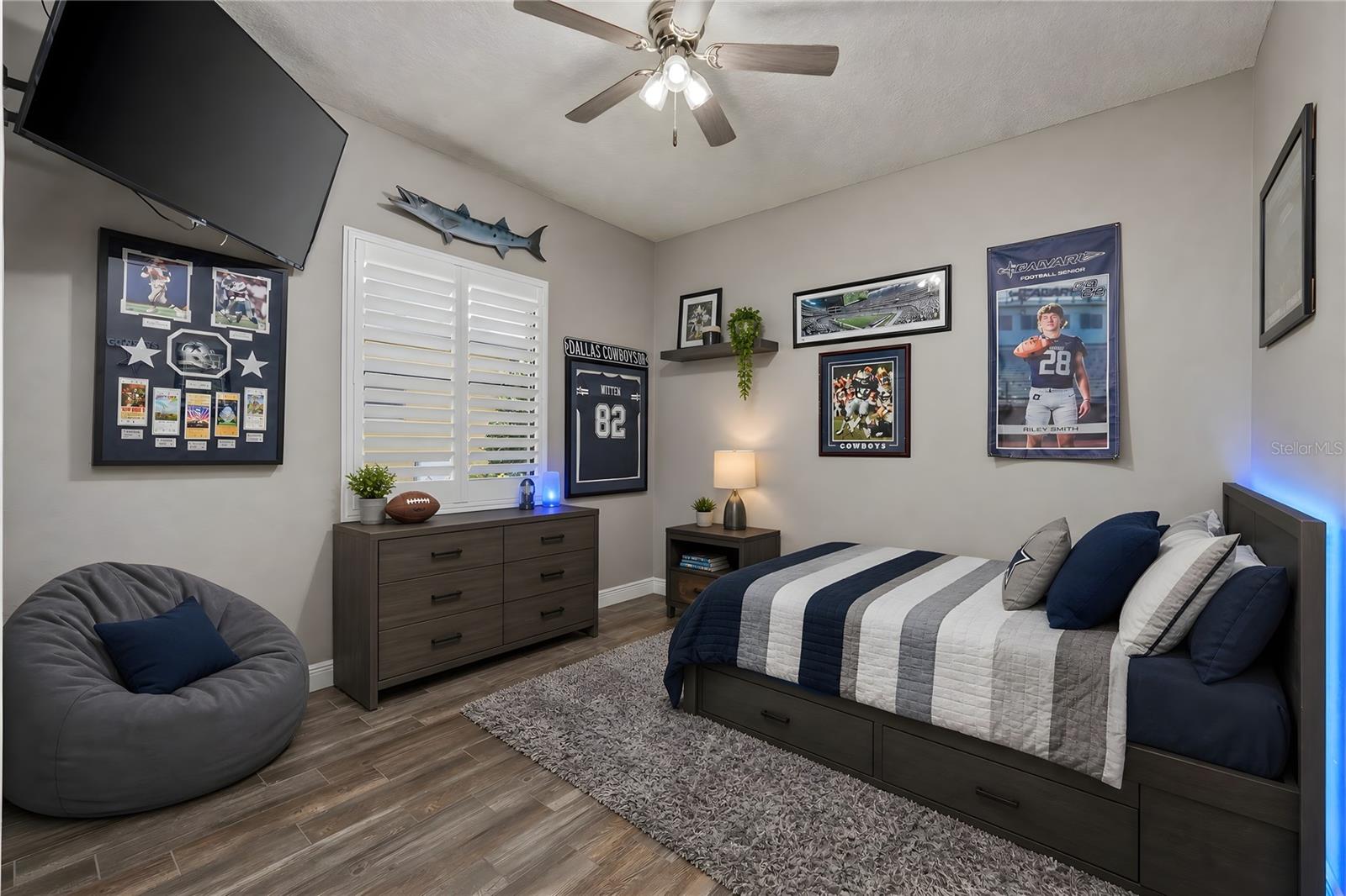 NINE EAGLES UNIT ONE SEC I - Residential
