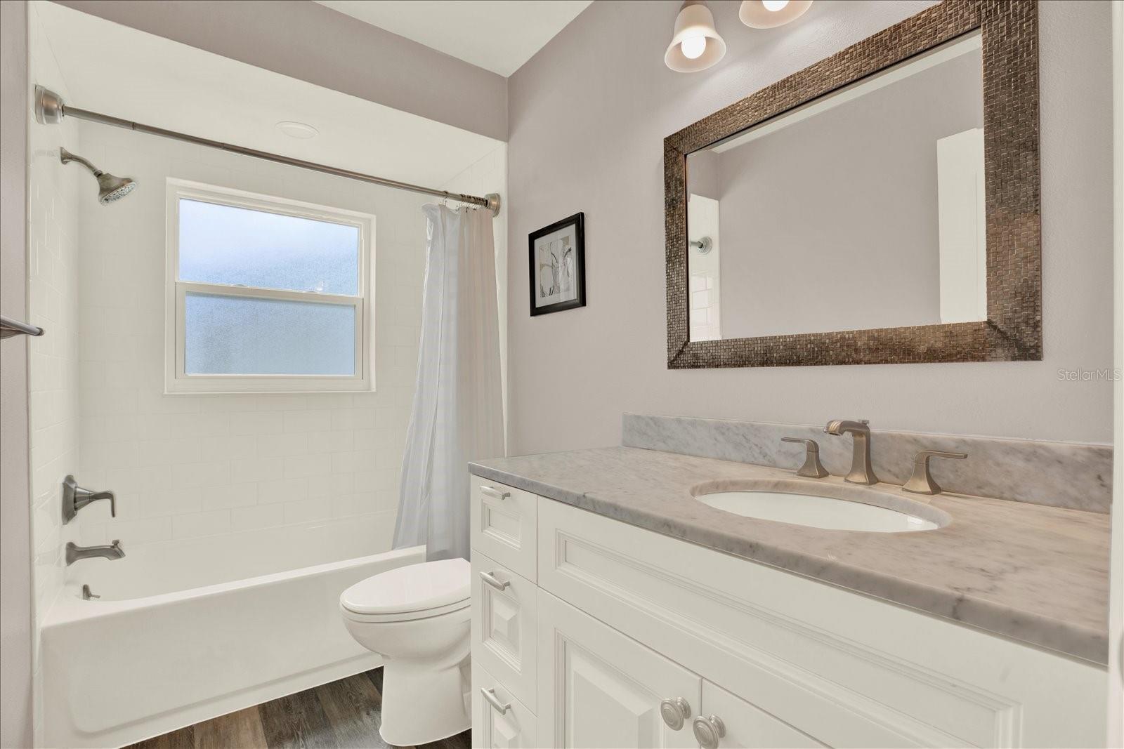 SHADOW LAKE ESTATES - Residential