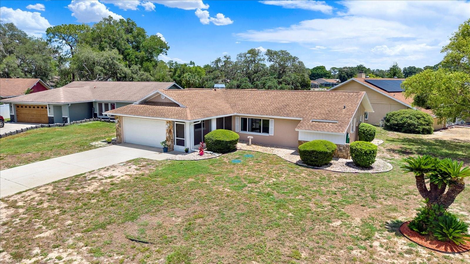 SHADOW LAKE ESTATES - Residential