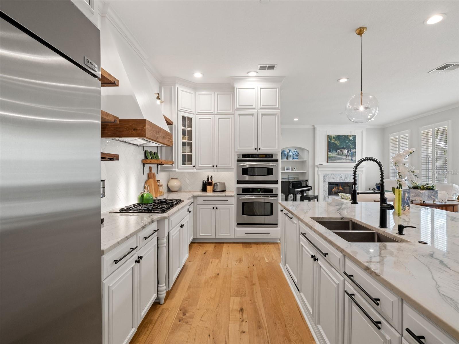 BALDWIN PARK - Residential