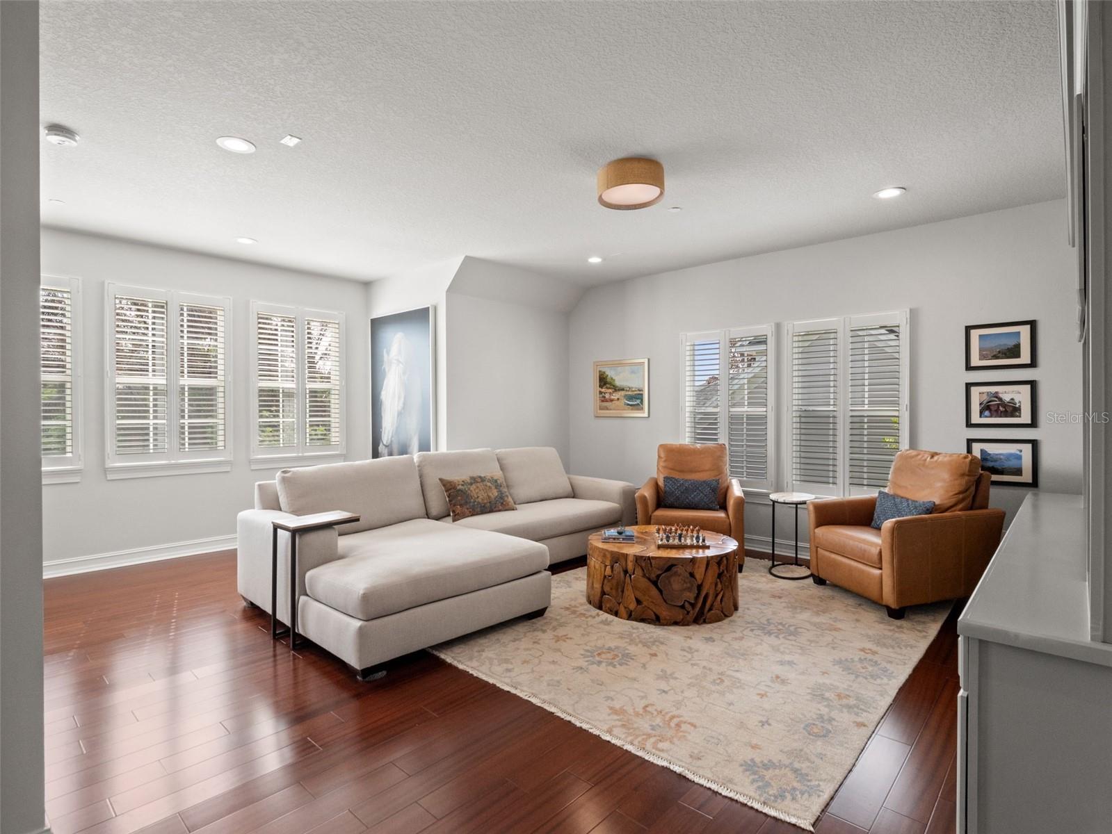 BALDWIN PARK - Residential