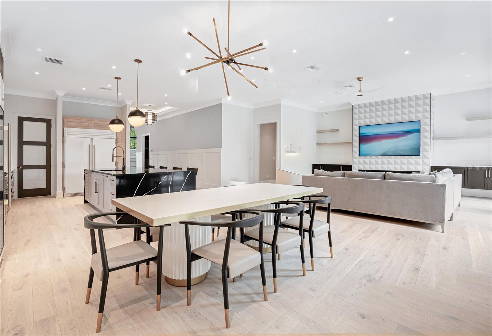 VIRGINIA HEIGHTS - Residential