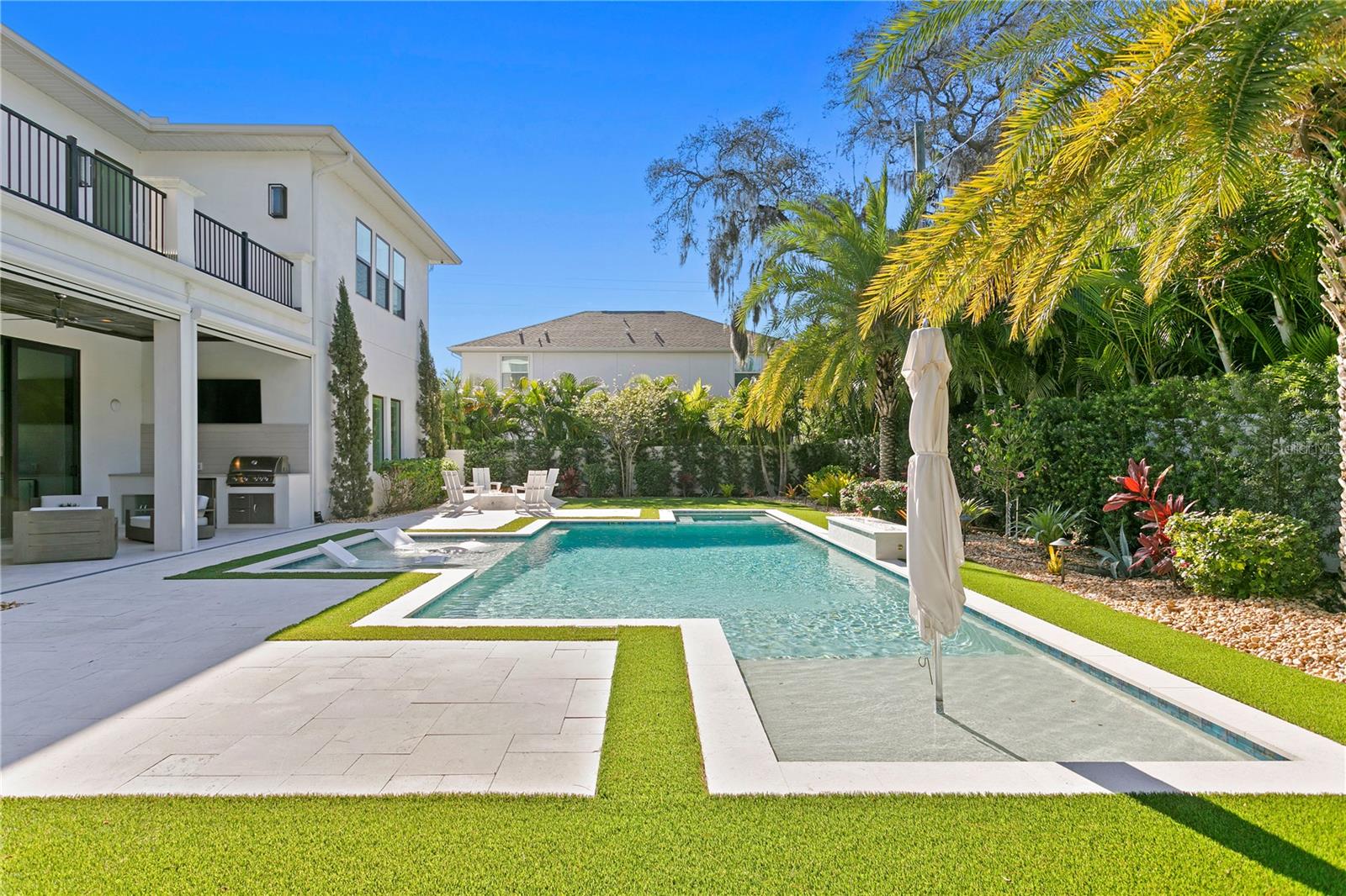 AZEELE PARK - Residential