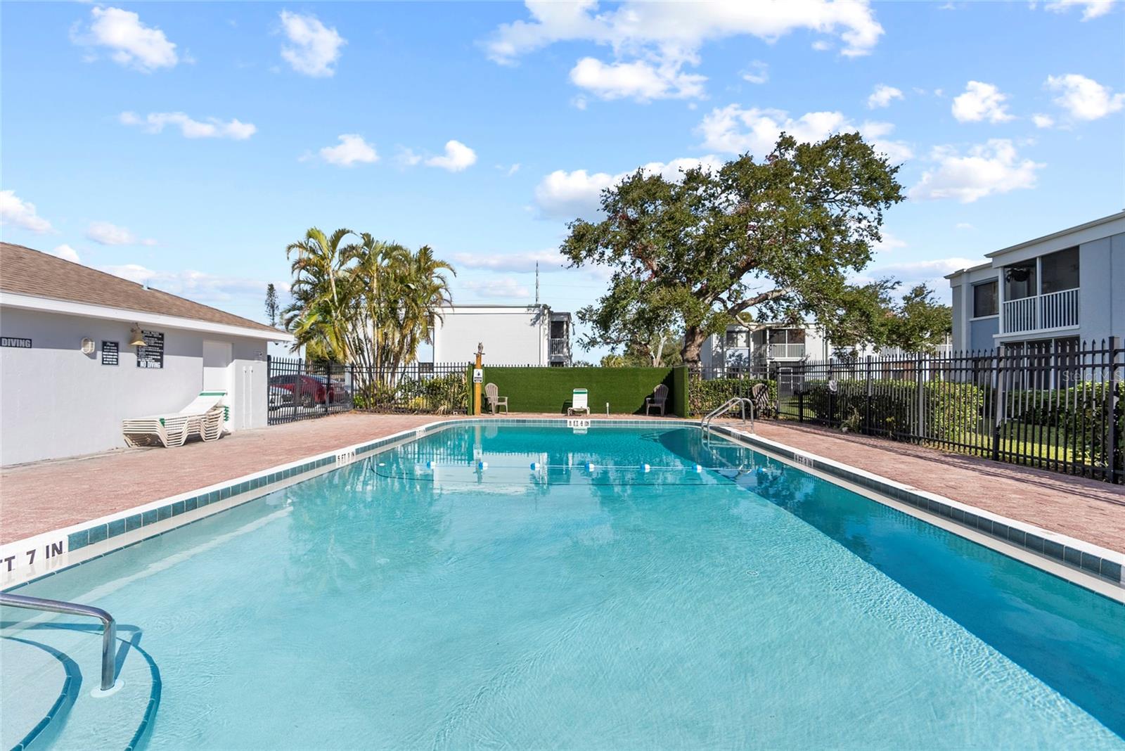 GARDEN WALK CONDO PH 2 - Residential