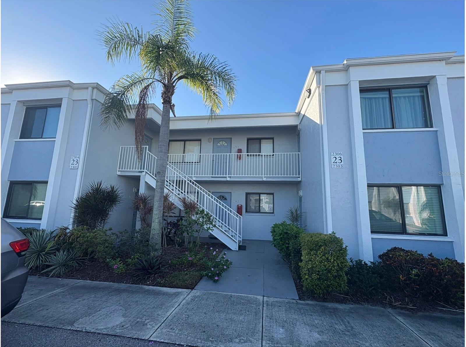 GARDEN WALK CONDO PH 2 - Residential