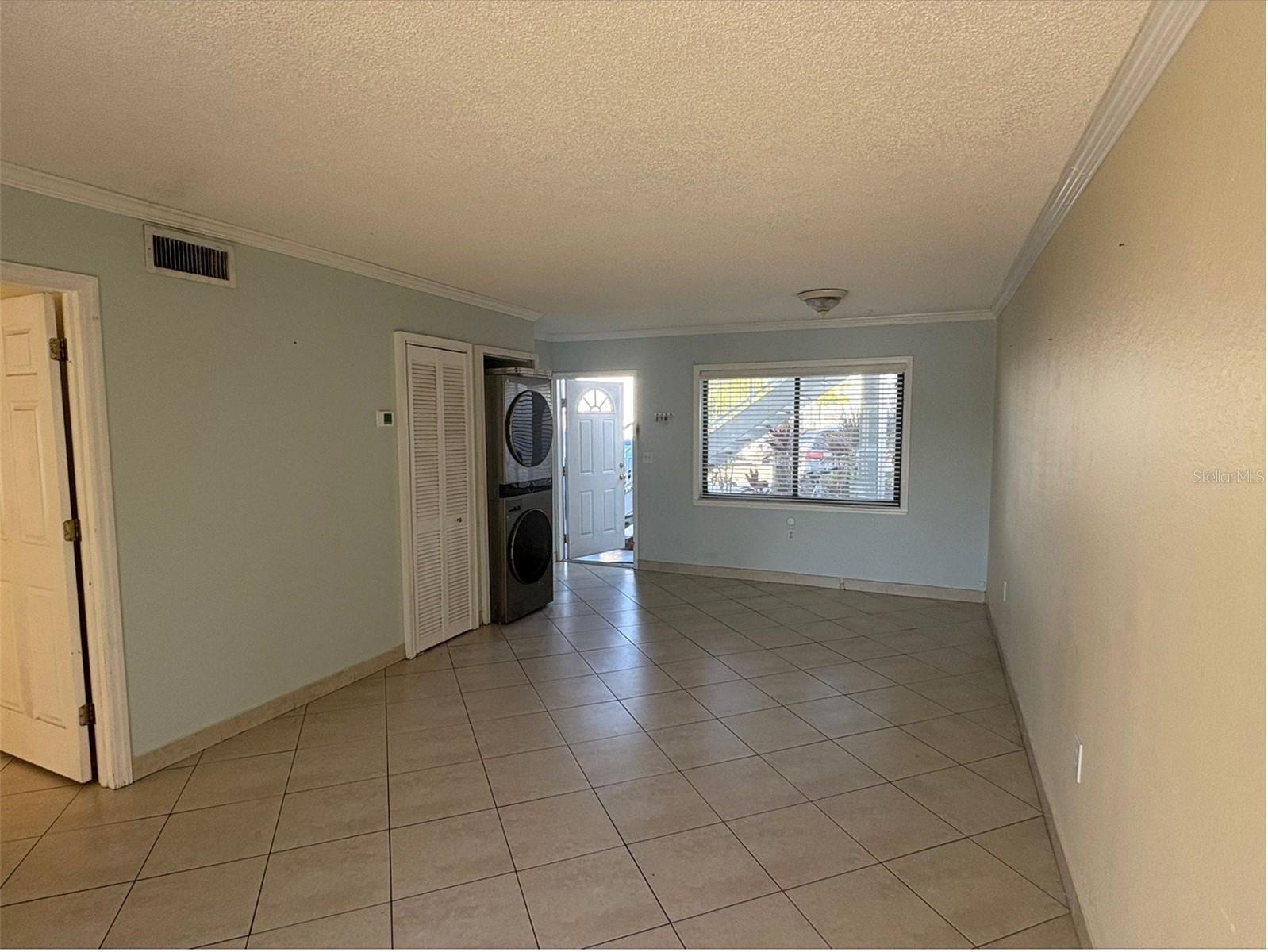GARDEN WALK CONDO PH 2 - Residential