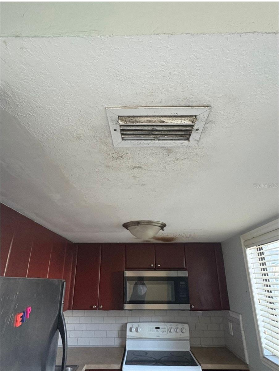 GARDEN WALK CONDO PH 2 - Residential