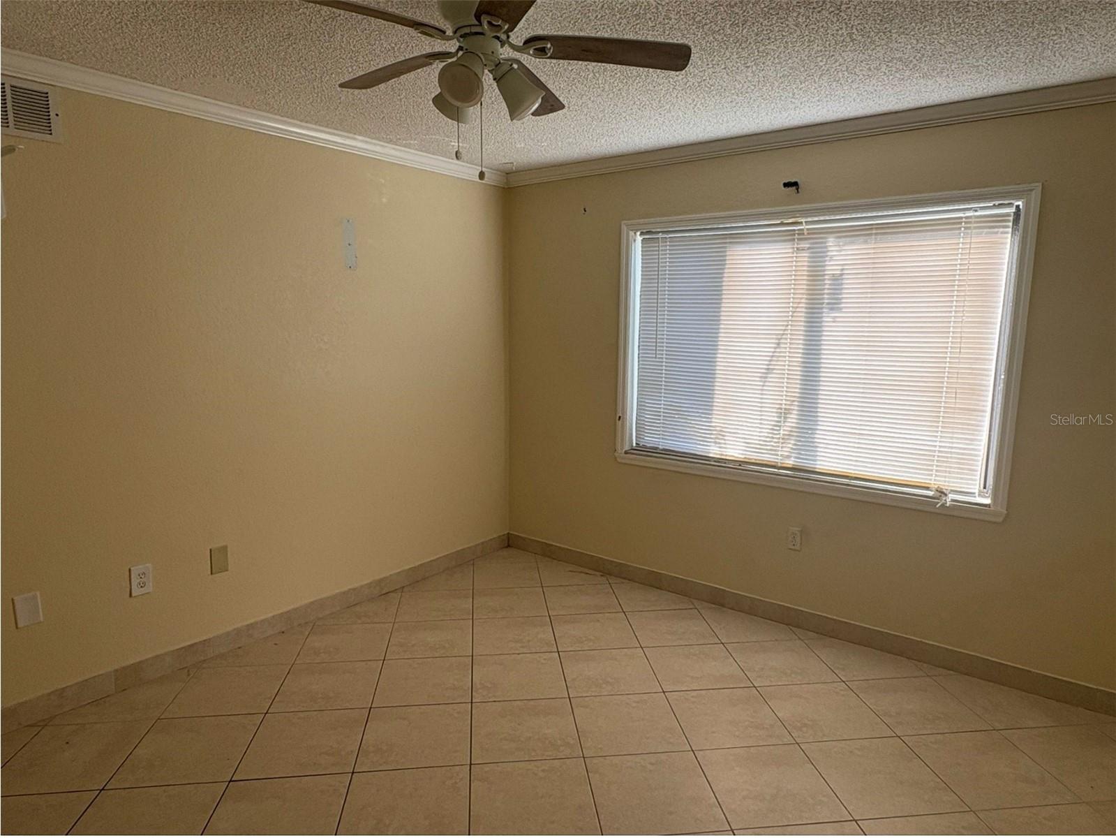 GARDEN WALK CONDO PH 2 - Residential