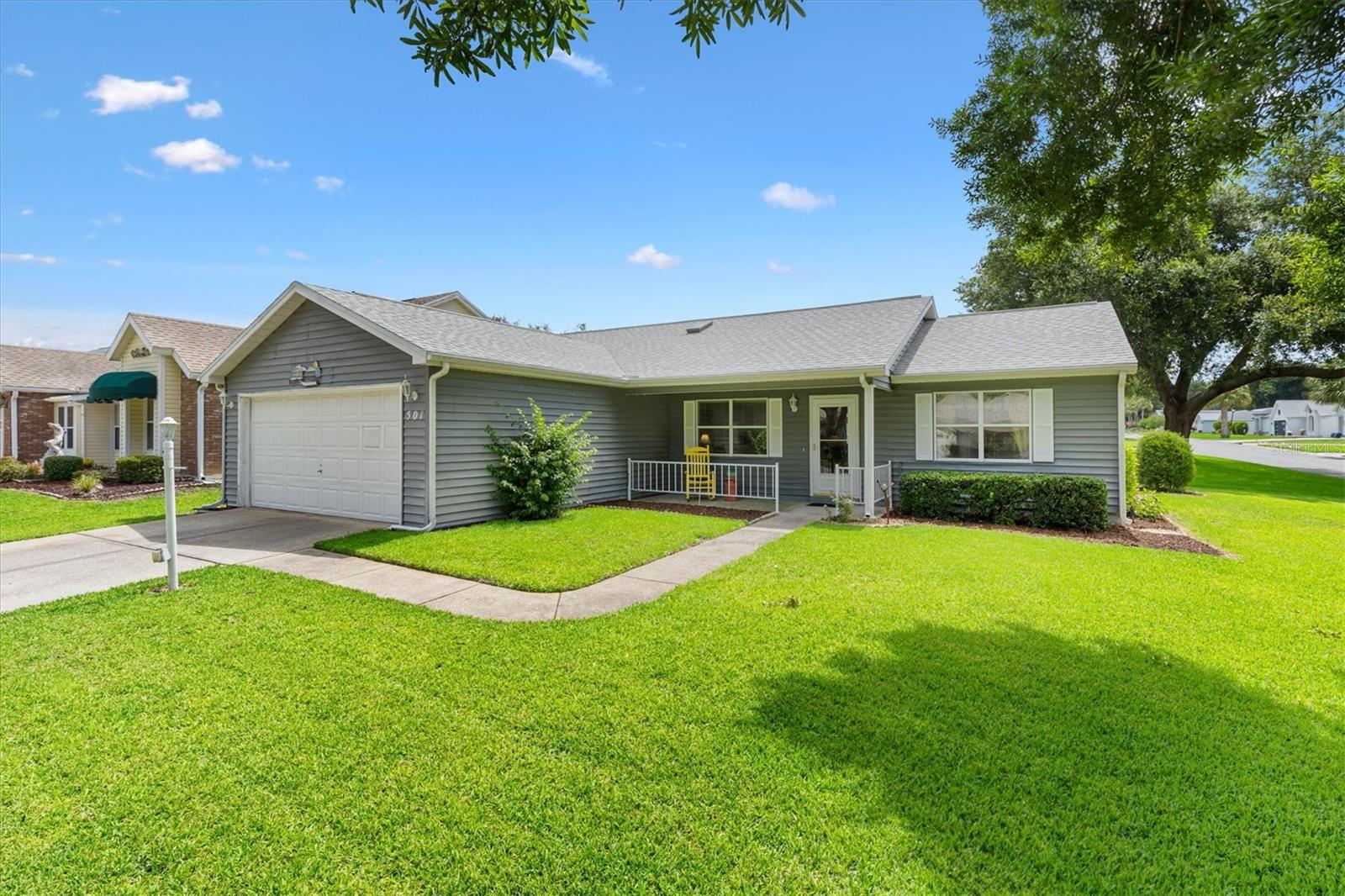 LADY LAKE ORANGE BLOSSOM GARDENS UNIT 17A - Residential
