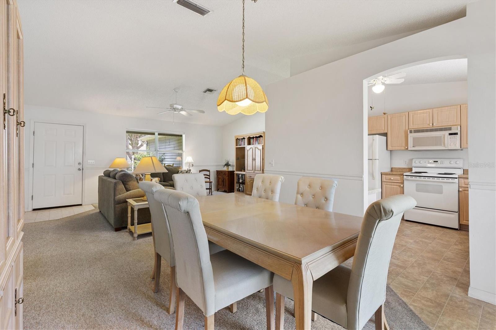 LADY LAKE ORANGE BLOSSOM GARDENS UNIT 17A - Residential
