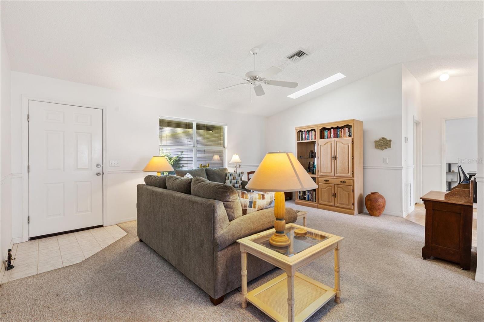 LADY LAKE ORANGE BLOSSOM GARDENS UNIT 17A - Residential